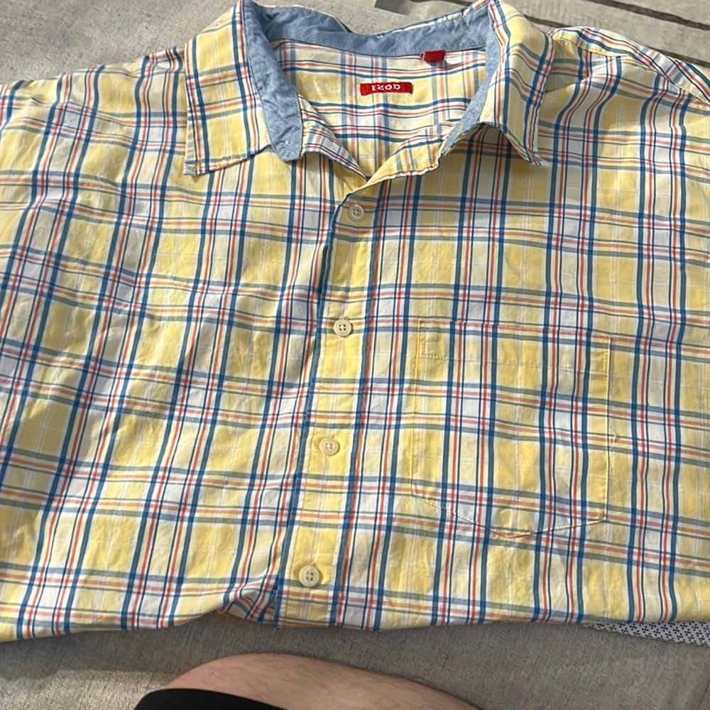 Very nice IZOD button up shirt
